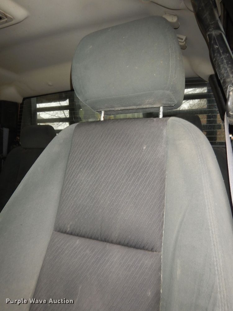 image for item DI6971 2009 GMC Sierra 2500HD  Ext. Cab flatbed pickup truck