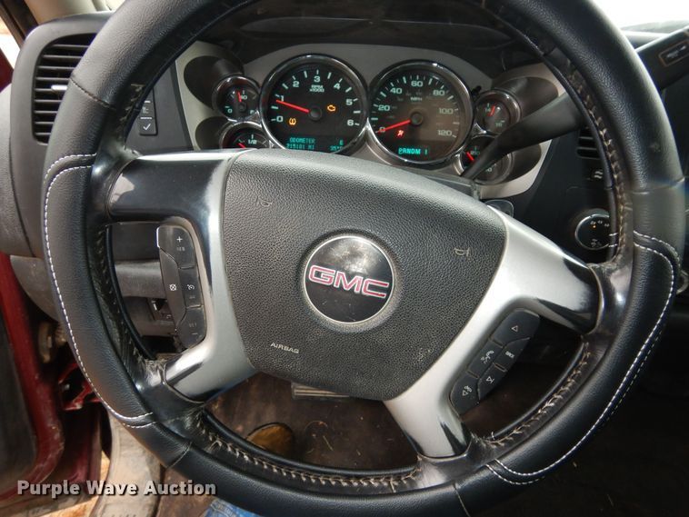 image for item DI6971 2009 GMC Sierra 2500HD  Ext. Cab flatbed pickup truck