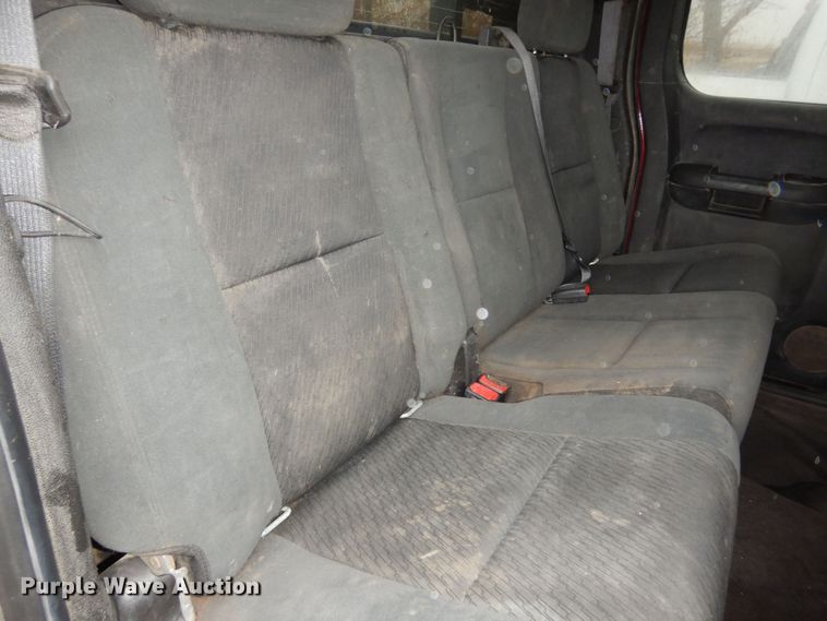 image for item DI6971 2009 GMC Sierra 2500HD  Ext. Cab flatbed pickup truck