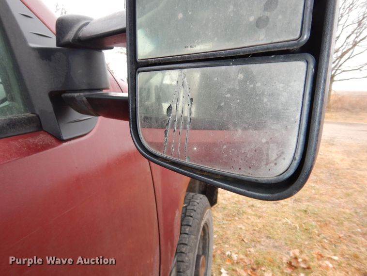 image for item DI6971 2009 GMC Sierra 2500HD  Ext. Cab flatbed pickup truck