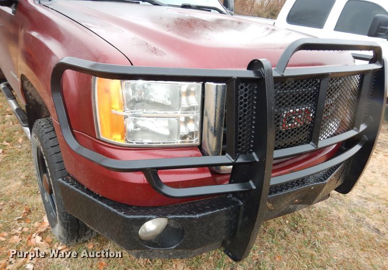 image for item DI6971 2009 GMC Sierra 2500HD  Ext. Cab flatbed pickup truck