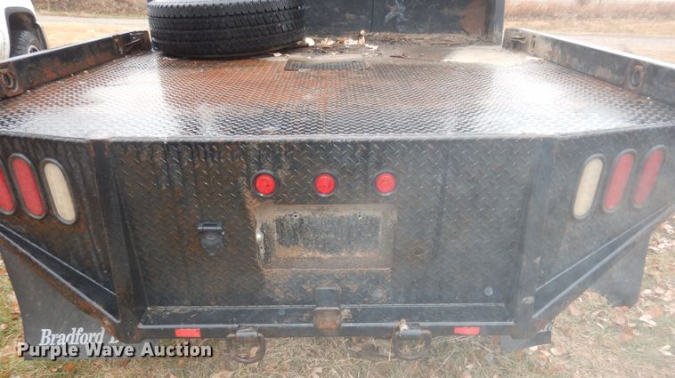 image for item DI6971 2009 GMC Sierra 2500HD  Ext. Cab flatbed pickup truck