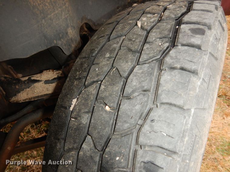 image for item DI6971 2009 GMC Sierra 2500HD  Ext. Cab flatbed pickup truck