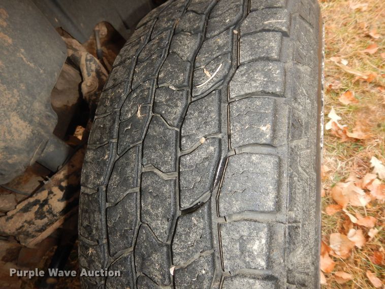 image for item DI6971 2009 GMC Sierra 2500HD  Ext. Cab flatbed pickup truck