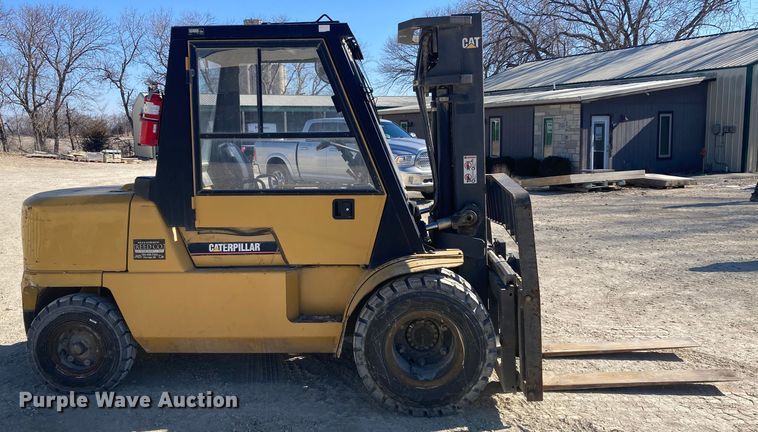 image for item DJ6142 Caterpillar GP50K  forklift