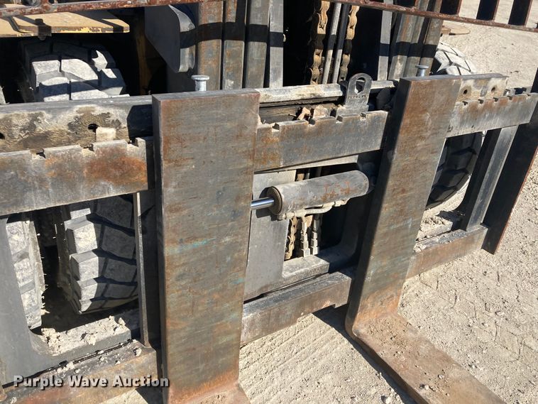 image for item DJ6142 Caterpillar GP50K  forklift