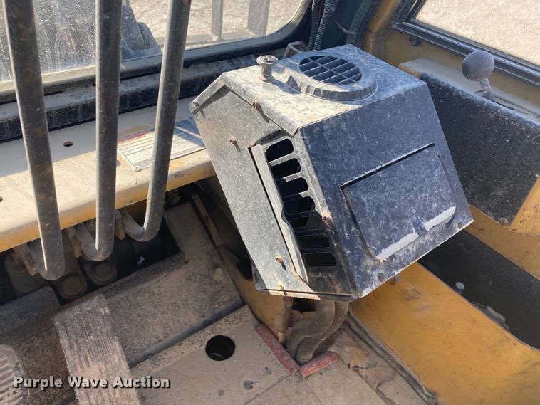 image for item DJ6142 Caterpillar GP50K  forklift