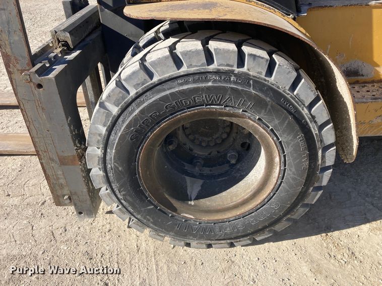 image for item DJ6142 Caterpillar GP50K  forklift