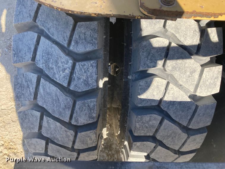 image for item DJ6142 Caterpillar GP50K  forklift