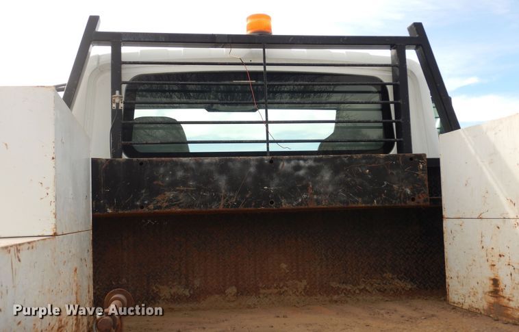 image for item DK7520 2005 International 4300  flatbed truck