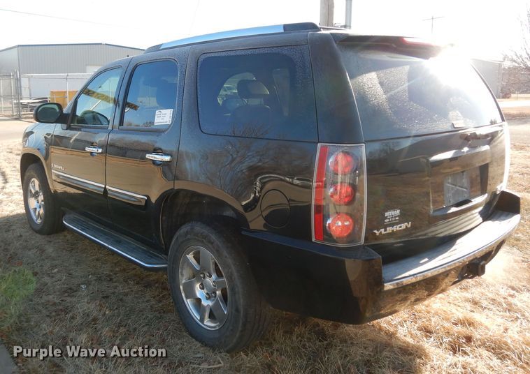 image for item DK7525 2008 GMC Yukon Denali  SUV