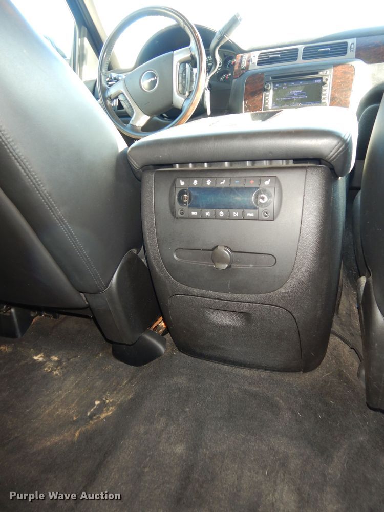 image for item DK7525 2008 GMC Yukon Denali  SUV