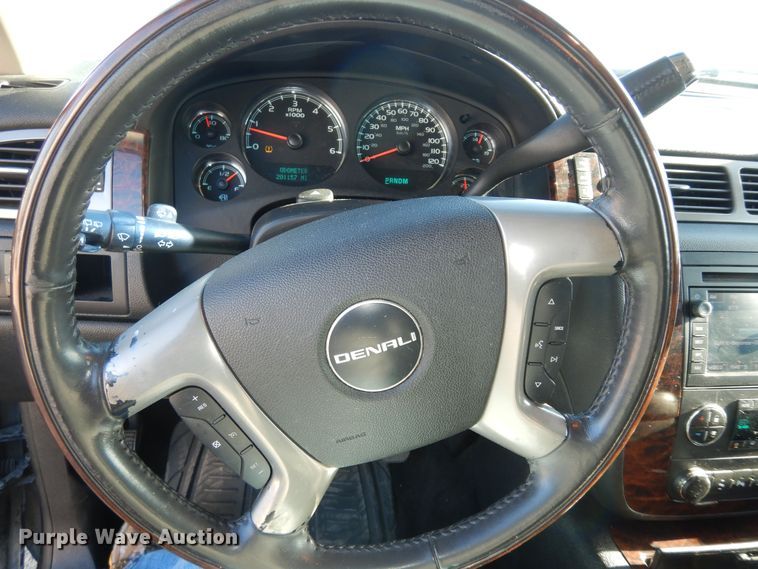 image for item DK7525 2008 GMC Yukon Denali  SUV