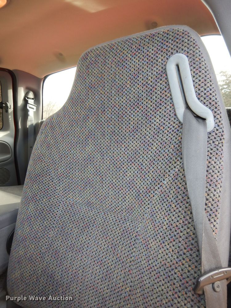 image for item DK7527 1999 Dodge Ram 2500  Quad Cab pickup truck