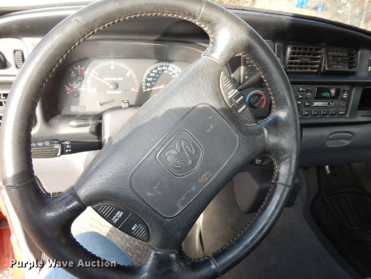 image for item DK7527 1999 Dodge Ram 2500  Quad Cab pickup truck