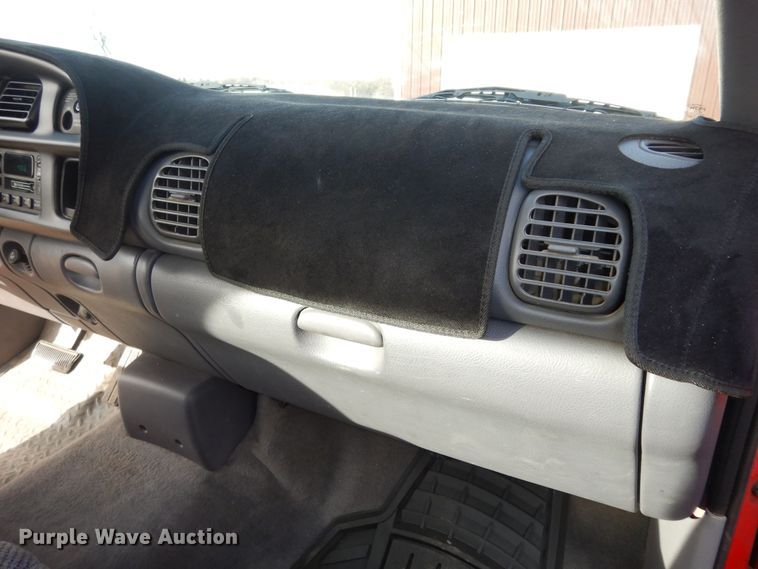 image for item DK7527 1999 Dodge Ram 2500  Quad Cab pickup truck