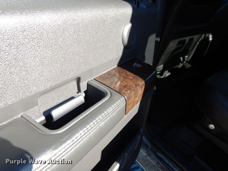 image for item DK7531 2013 Ford F250 Super Duty Lariat  Crew Cab pickup truck