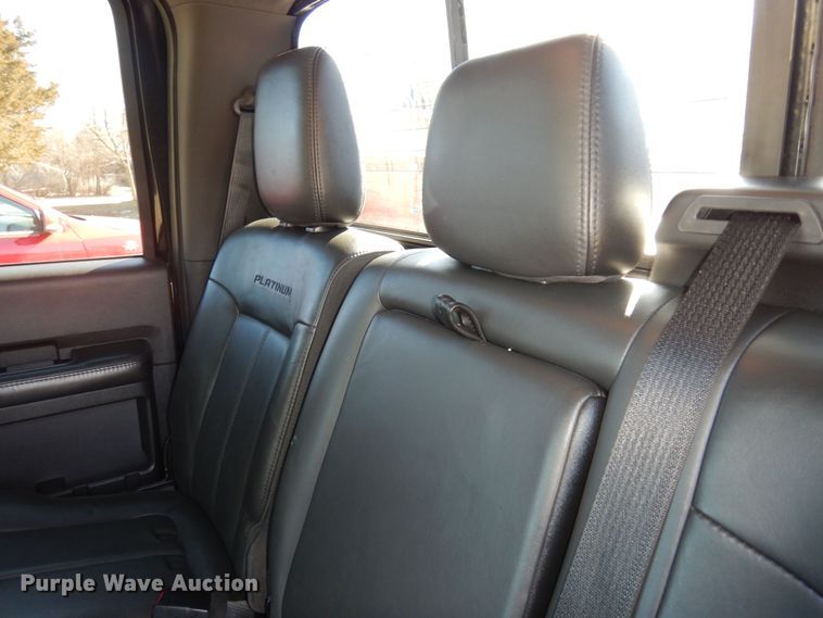 image for item DK7531 2013 Ford F250 Super Duty Lariat  Crew Cab pickup truck