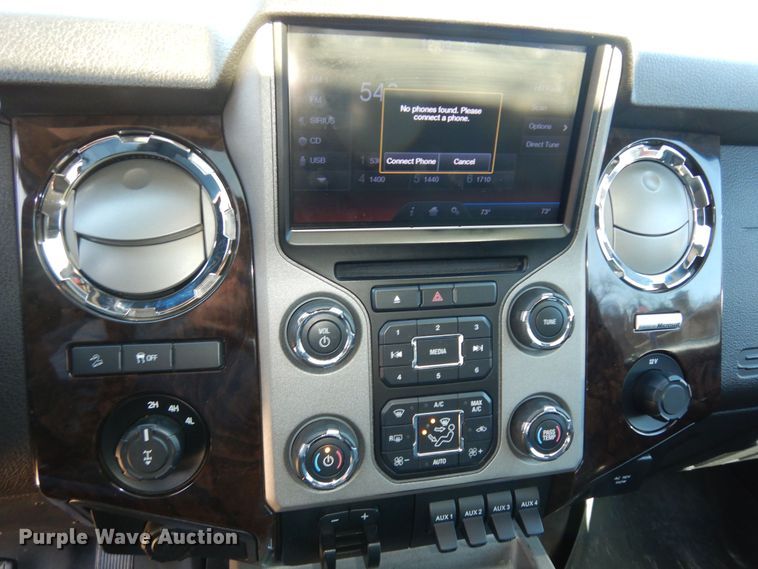 image for item DK7531 2013 Ford F250 Super Duty Lariat  Crew Cab pickup truck