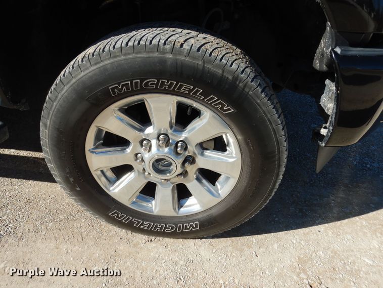 image for item DK7531 2013 Ford F250 Super Duty Lariat  Crew Cab pickup truck