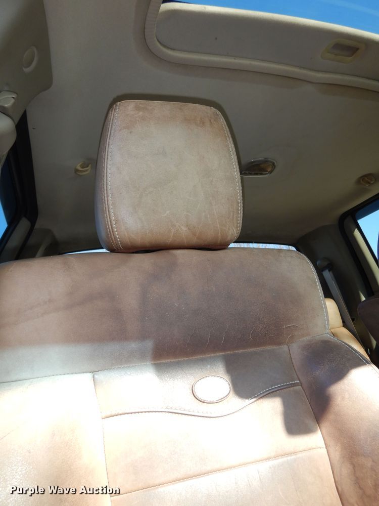 image for item DK7532 2006 Ford F150 King Ranch  SuperCrew pickup truck