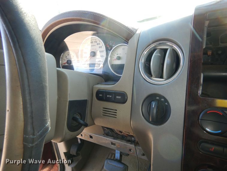 image for item DK7532 2006 Ford F150 King Ranch  SuperCrew pickup truck