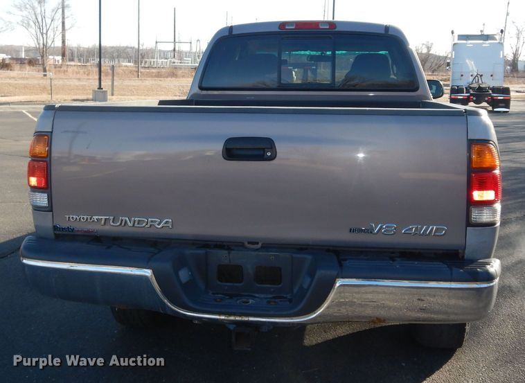 image for item DK7577 2002 Toyota Tundra SR5  Access Cab pickup truck