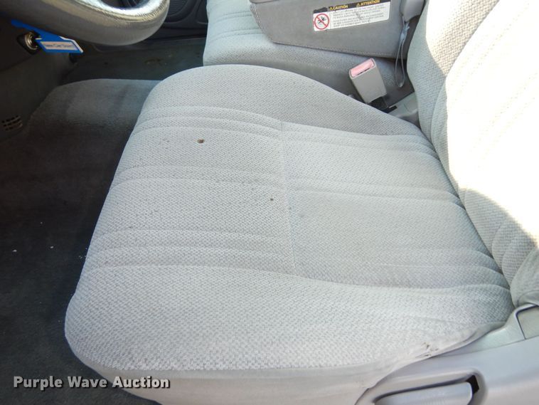 image for item DK7577 2002 Toyota Tundra SR5  Access Cab pickup truck