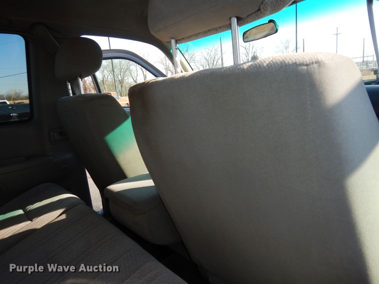 image for item DK7577 2002 Toyota Tundra SR5  Access Cab pickup truck