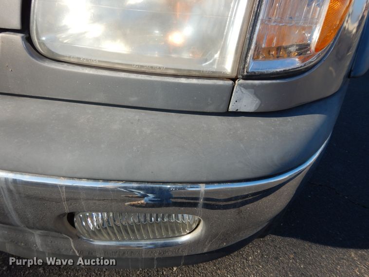 image for item DK7577 2002 Toyota Tundra SR5  Access Cab pickup truck