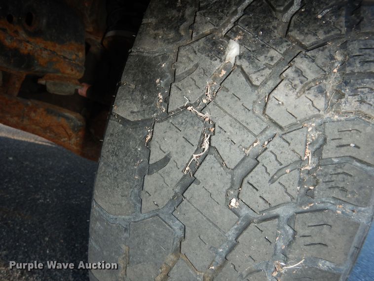 image for item DK7577 2002 Toyota Tundra SR5  Access Cab pickup truck