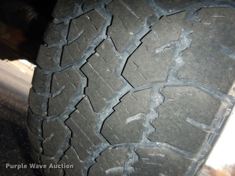 image for item DK7577 2002 Toyota Tundra SR5  Access Cab pickup truck