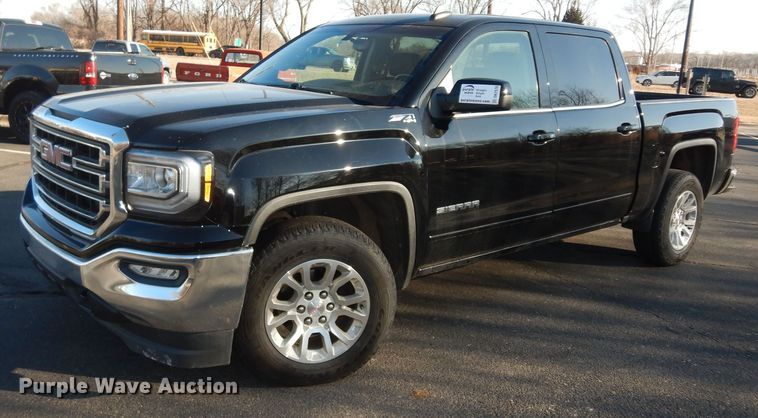 image for item DK7578 2017 GMC Sierra 1500  Crew Cab pickup truck