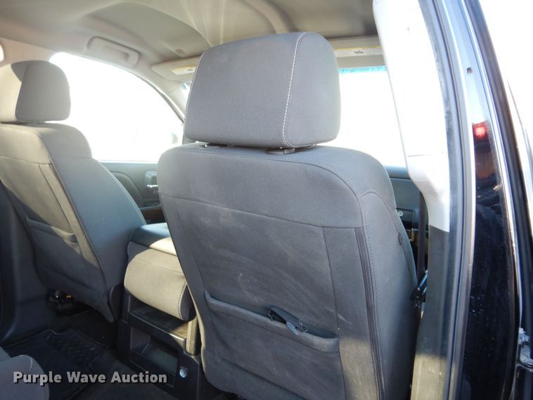 image for item DK7578 2017 GMC Sierra 1500  Crew Cab pickup truck