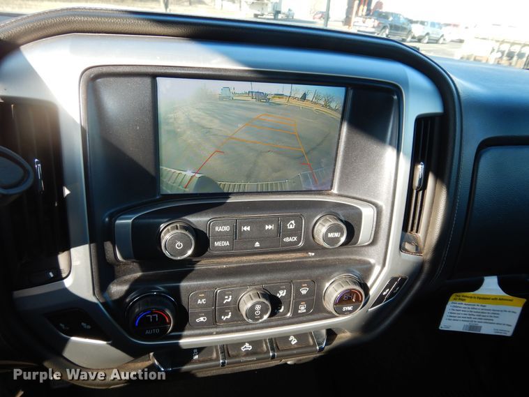 image for item DK7578 2017 GMC Sierra 1500  Crew Cab pickup truck