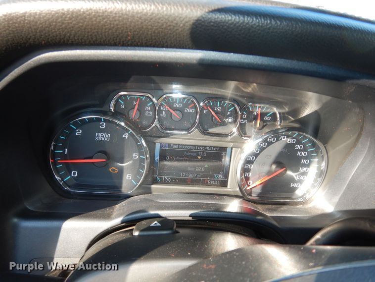 image for item DK7578 2017 GMC Sierra 1500  Crew Cab pickup truck