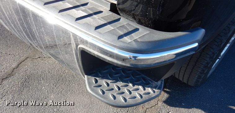 image for item DK7578 2017 GMC Sierra 1500  Crew Cab pickup truck