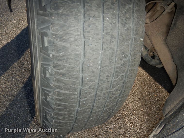 image for item DK7578 2017 GMC Sierra 1500  Crew Cab pickup truck