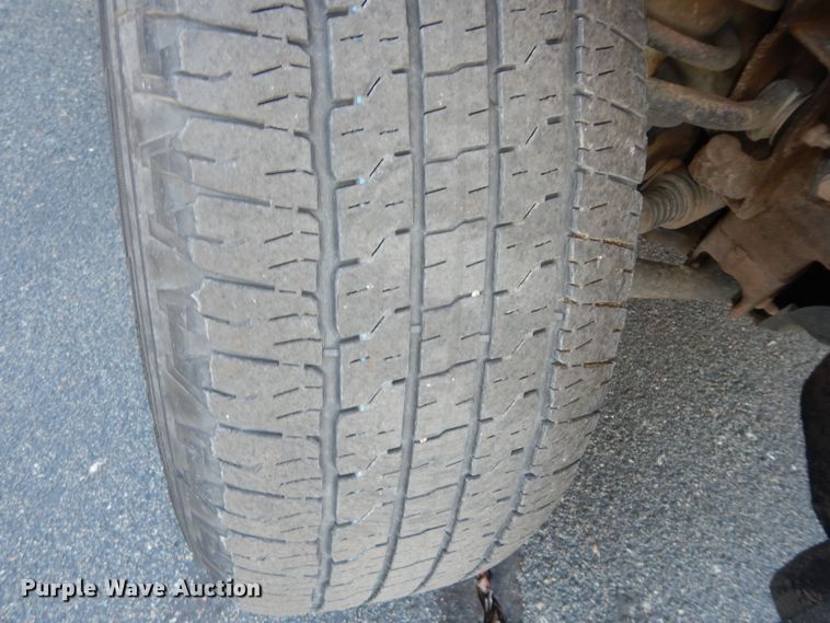 image for item DK7578 2017 GMC Sierra 1500  Crew Cab pickup truck