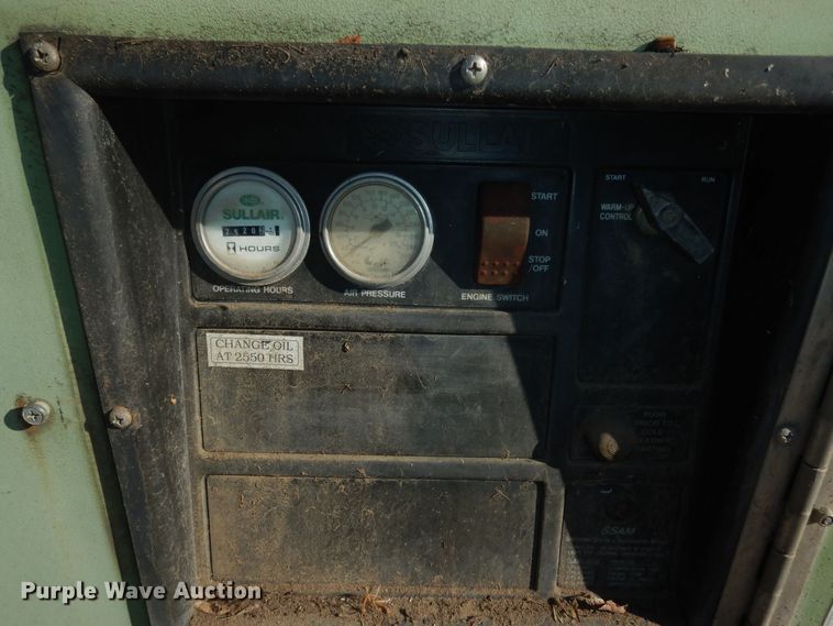image for item DK7581 2004 Sullair 185  air compressor