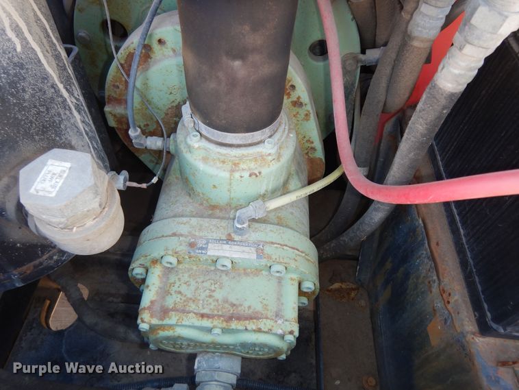 image for item DK7581 2004 Sullair 185  air compressor