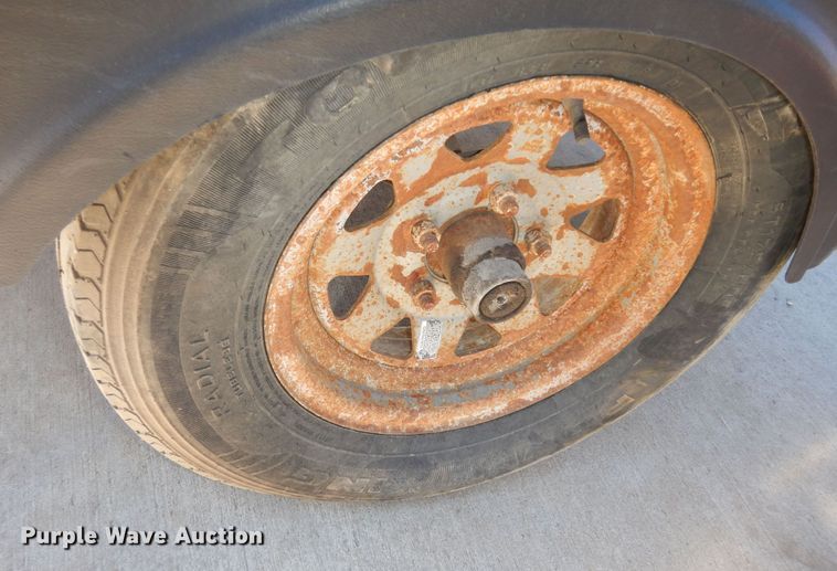 image for item DK7581 2004 Sullair 185  air compressor