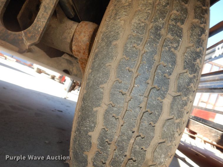 image for item DK7581 2004 Sullair 185  air compressor