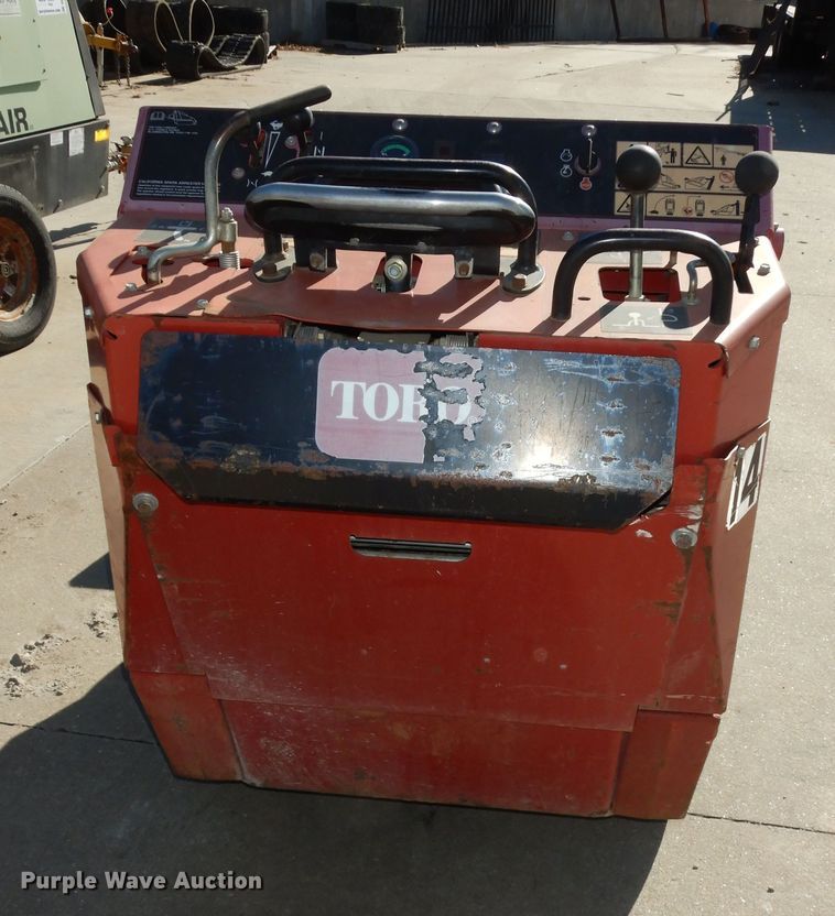 image for item DK7582 2014 Toro TX427  compact utility loader