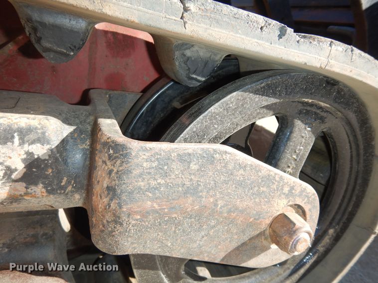 image for item DK7582 2014 Toro TX427  compact utility loader