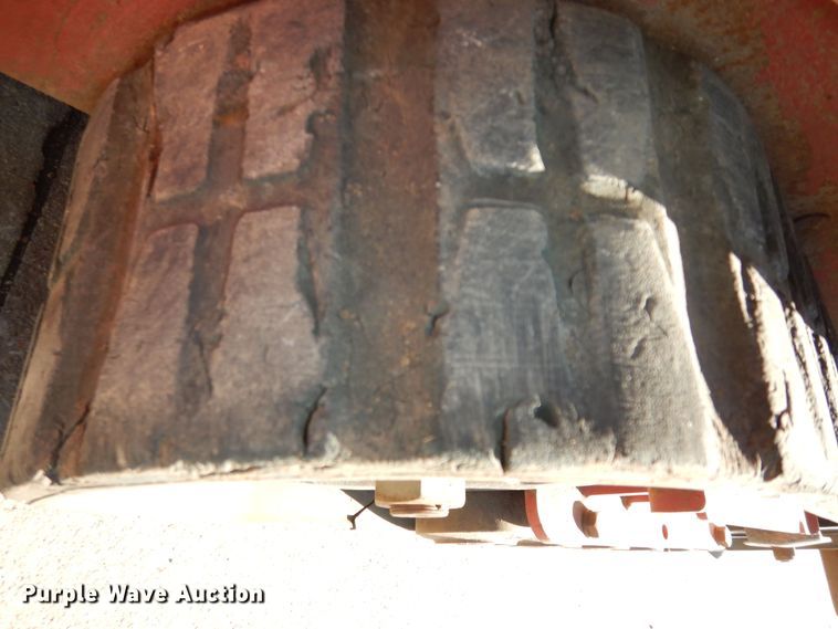 image for item DK7582 2014 Toro TX427  compact utility loader