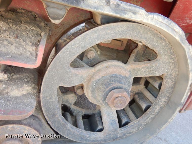 image for item DK7582 2014 Toro TX427  compact utility loader