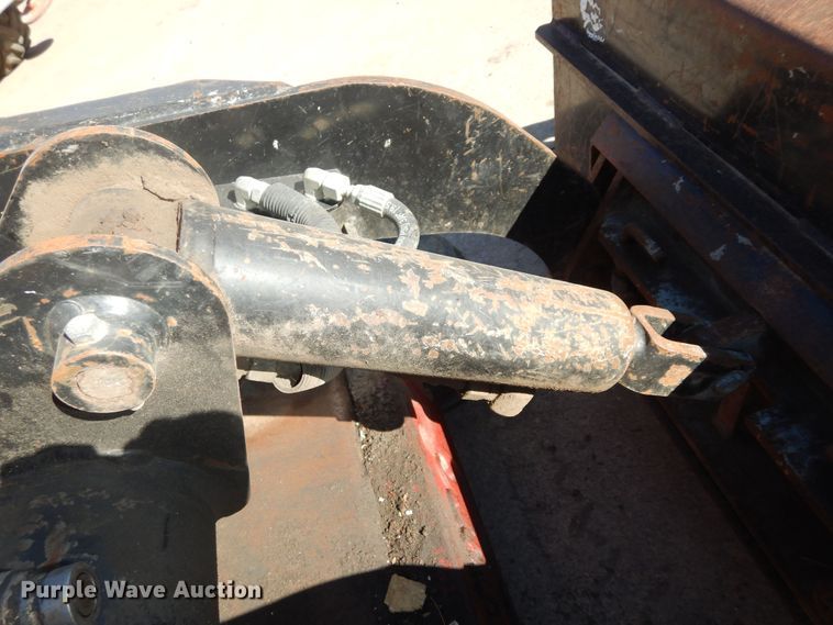 image for item DK7584 2011 Toro TX427  compact utility loader