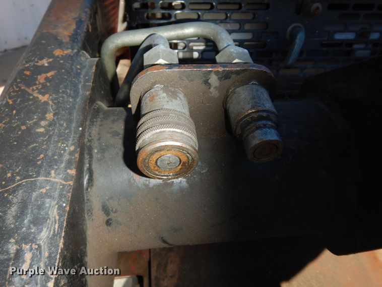 image for item DK7584 2011 Toro TX427  compact utility loader