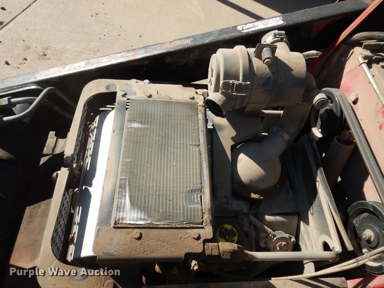 image for item DK7584 2011 Toro TX427  compact utility loader